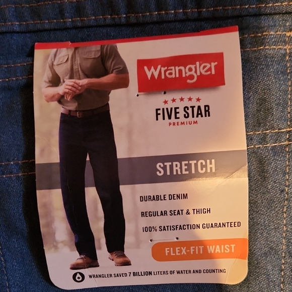 Men Wrangler Regular Fit Stretch Blue Jeans. - Picture 2 of 5